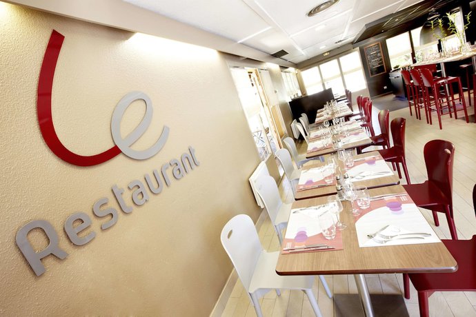 Imagen del bar/restaurante del Hotel Kyriad Marseille - Vitrolles A&eacute;roport. Foto 5