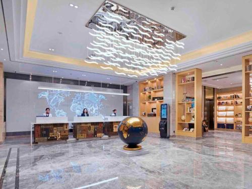 Imagen general del Hotel Kyriad Marvelous Guangzhou Baiyun International Airport. Foto 12