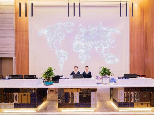 Imagen general del Hotel Kyriad Marvelous Heyuan Hakka Culture Park. Foto 9