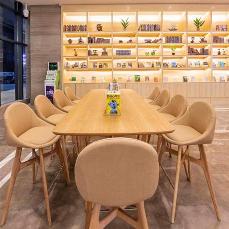 Imagen general del Hotel Kyriad Marvelous Heyuan Wanda Plaza. Foto 6