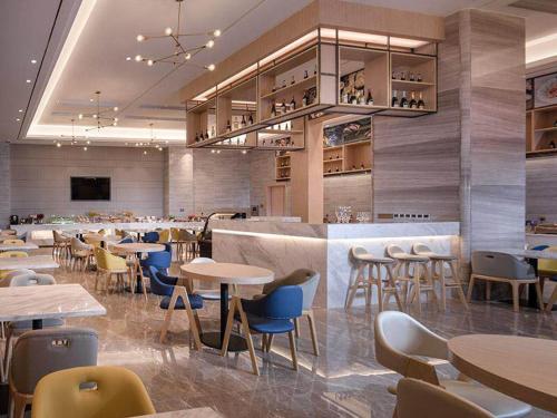 Imagen general del Hotel Kyriad Marvelous Heyuan Wanlong City. Foto 2