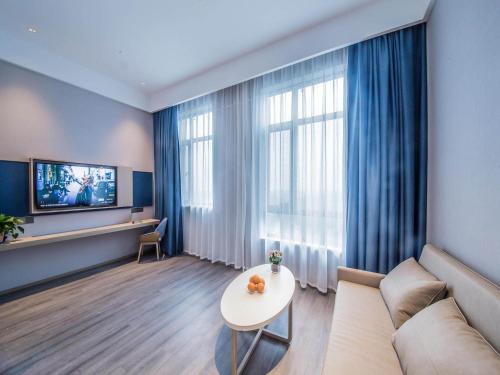 Imagen general del Hotel Kyriad Marvelous Qinhuangdao Nandaihe. Foto 9