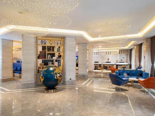 Imagen general del Hotel Kyriad Marvelous Shenzhen Nanlian Metro Station. Foto 15