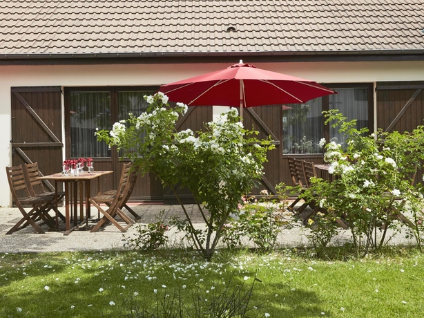 Imagen del bar/restaurante del Hotel Kyriad Meaux. Foto 10