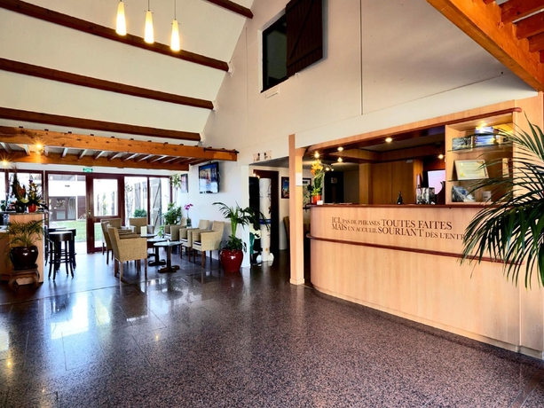 Imagen de los interiores del Hotel Kyriad Meaux. Foto 16