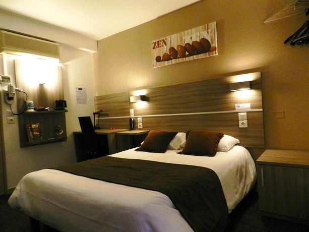 Imagen de la habitación del Hotel Kyriad Montauban. Foto 11