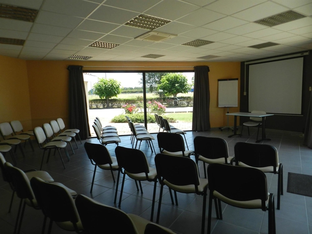 Imagen de los interiores del Hotel Kyriad Montauban. Foto 13