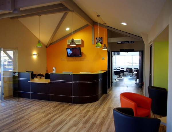 Imagen de los interiores del Hotel Kyriad Montauban. Foto 14