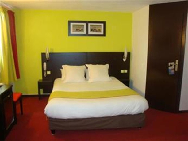 Imagen de la habitación del Hotel Kyriad Montlucon - Saint Victor. Foto 6