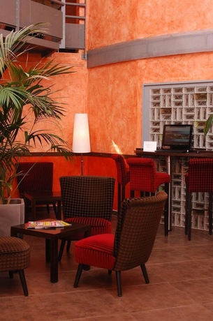 Imagen de los interiores del Hotel Kyriad Montpellier Est - Lunel. Foto 15