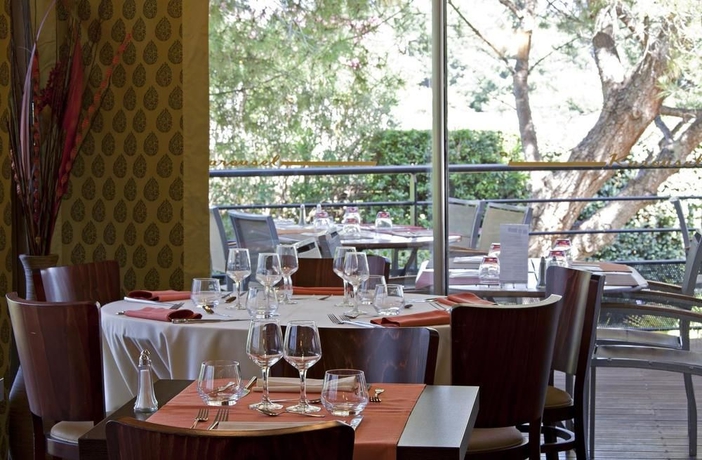 Imagen del bar/restaurante del Hotel Kyriad Montpellier Est - Lunel. Foto 5