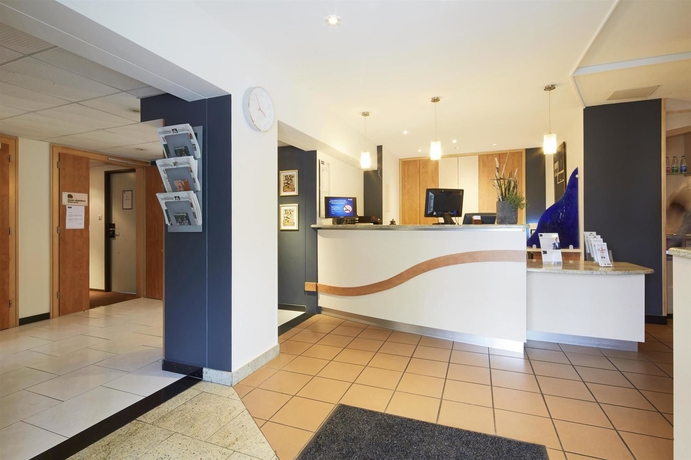 Imagen de los interiores del Hotel Kyriad Mulhouse Nord Illzach. Foto 11