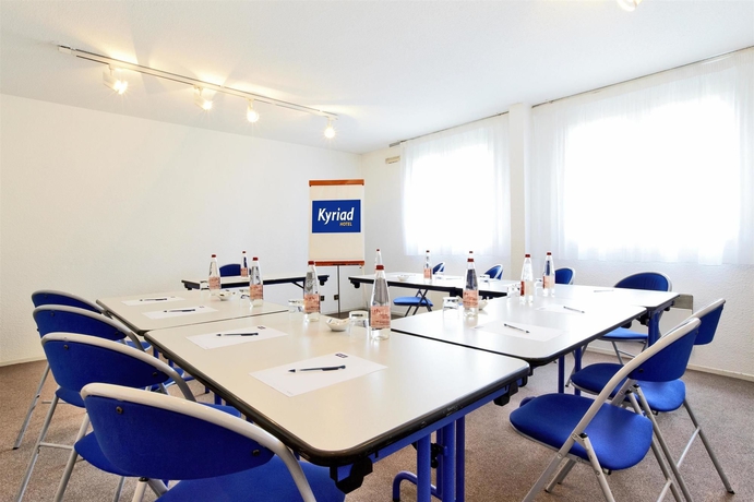 Imagen de los interiores del Hotel Kyriad Mulhouse Nord Illzach. Foto 13