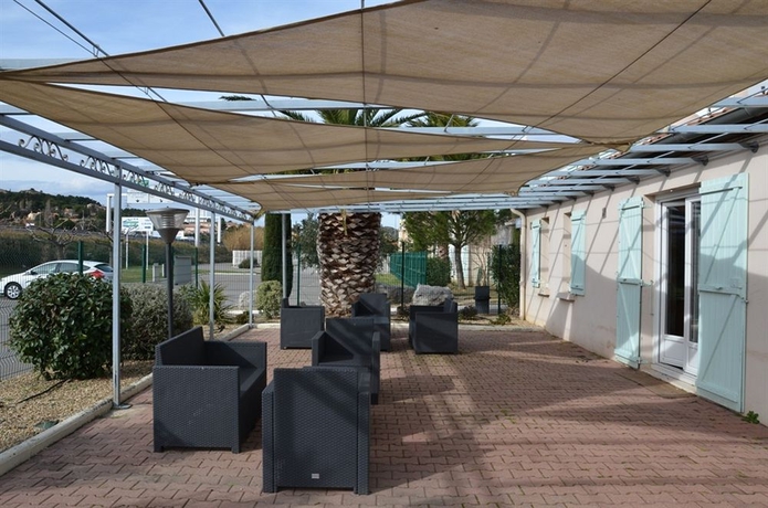 Imagen de los exteriores del Hotel Kyriad - Narbonne Sud. Foto 9
