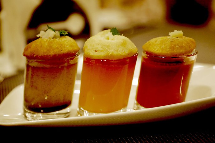 Imagen del bar/restaurante del Hotel Kyriad Nashik. Foto 8