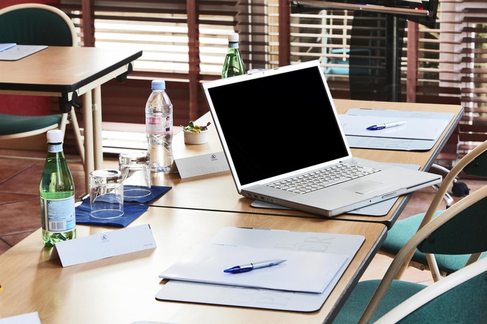 Imagen de los interiores del Hotel Kyriad Nimes Ouest. Foto 13