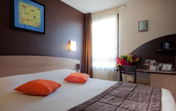 Imagen de la habitación del Hotel Kyriad Niort - Espace Mendes-france. Foto 9