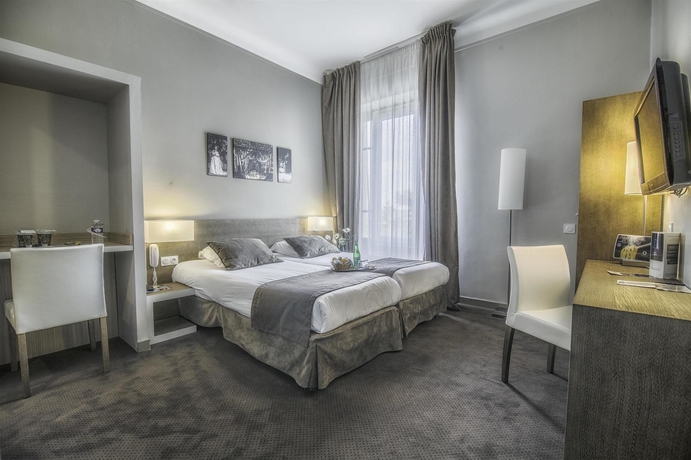 Imagen de la habitación del Hotel Kyriad Orange Centre. Foto 14