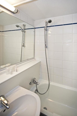 Imagen de la habitación del Hotel Kyriad Orléans Sud Olivet. Foto 6