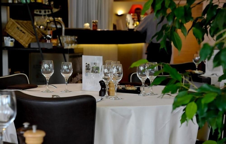 Imagen del bar/restaurante del Hotel Kyriad Orleans - La Chapelle-Saint-Mesmin. Foto 9