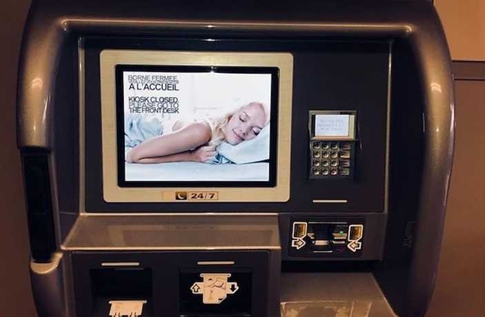 Imagen de los interiores del Hotel Kyriad Orthez. Foto 17