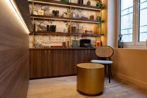 Imagen general del Hotel Kyriad Paris 10 Canal Saint Martin. Foto 8