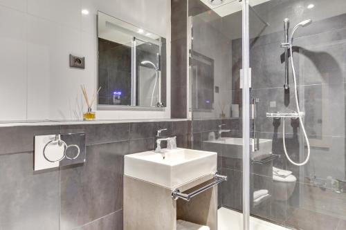 Imagen de la habitación del Hotel Kyriad Paris 12 - Nation. Foto 9