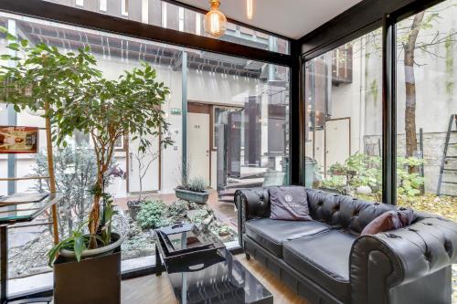 Imagen de los interiores del Hotel Kyriad Paris 12 - Nation. Foto 19