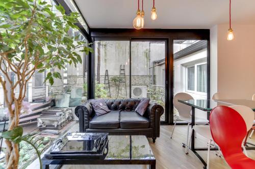 Imagen de los interiores del Hotel Kyriad Paris 12 - Nation. Foto 20