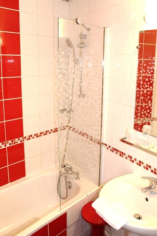 Imagen de la habitación del Hotel Kyriad Paris 13 - Italie Gobelins. Foto 9