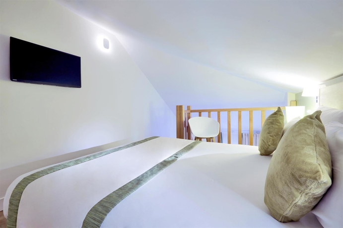 Imagen de la habitación del Hotel Kyriad Paris 18 - Porte de Clignancourt. Foto 9