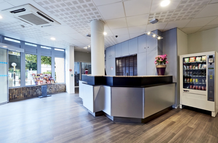 Imagen general del Hotel Kyriad Paris Cachan. Foto 10