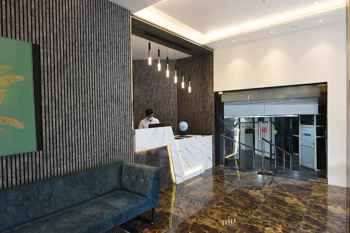 Imagen de los interiores del Hotel Kyriad Pimpri. Foto 20