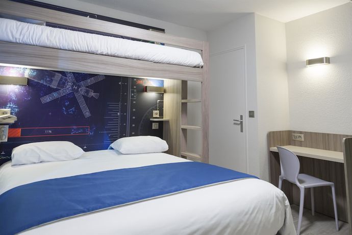 Imagen de la habitación del Hotel Kyriad Poitiers Jules Verne Site Du Futuroscope. Foto 13