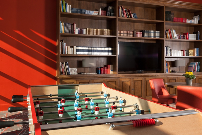 Imagen de los interiores del Hotel Kyriad Prestige Beaune - Le Panorama. Foto 14