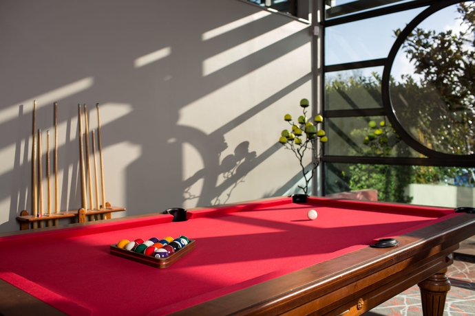 Imagen de los interiores del Hotel Kyriad Prestige Beaune - Le Panorama. Foto 15