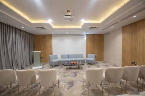 Imagen de los interiores del Hotel Kyriad Prestige City Center Tunis. Foto 10