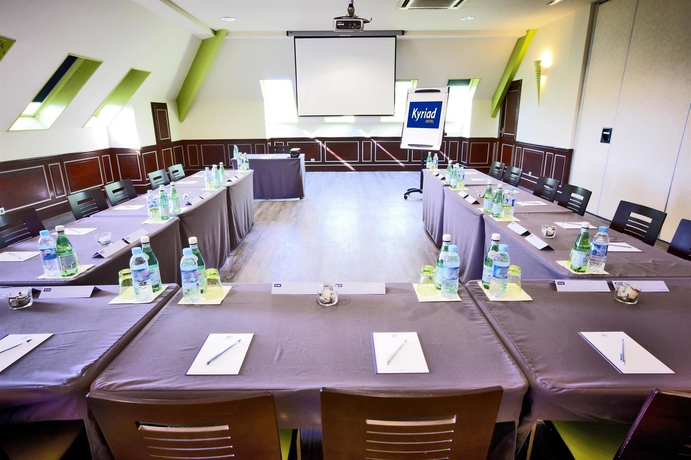 Imagen de los interiores del Hotel Kyriad Prestige Compiègne. Foto 14