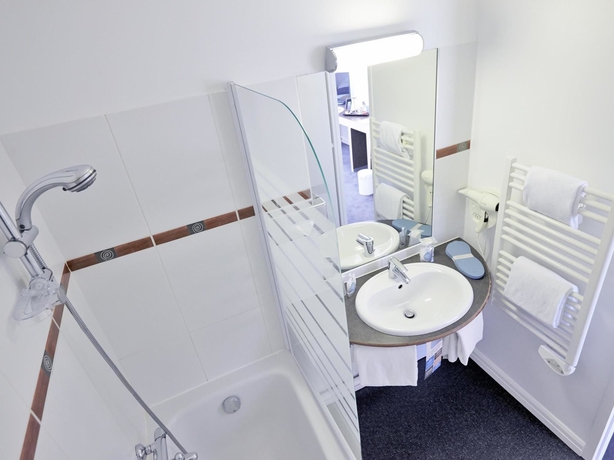 Imagen de la habitación del Hotel Kyriad Prestige Les Sables D'olonne - Plage - Centre Des Congrès. Foto 10