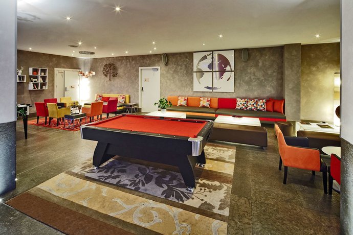 Imagen de los interiores del Hotel Kyriad Prestige Lyon Est - Saint Priest Eurexpo and Spa. Foto 18