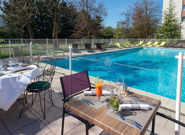 Imagen del bar/restaurante del Hotel Kyriad Prestige Mulhouse - Basel. Foto 7