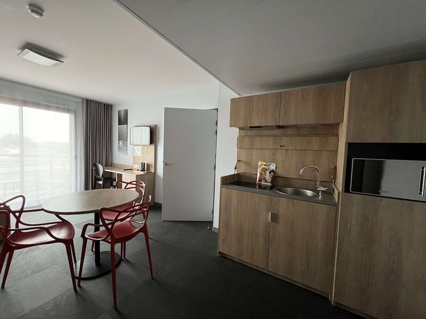 Imagen de la habitación del Hotel Kyriad Prestige Residence and Spa Cabourg - Dives-sur-mer. Foto 13