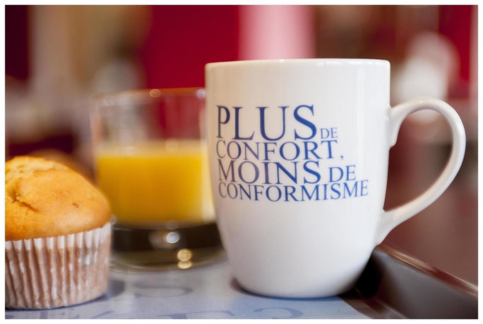 Imagen del bar/restaurante del Hotel Kyriad Prestige Vannes Centre - Palais Des Arts. Foto 9