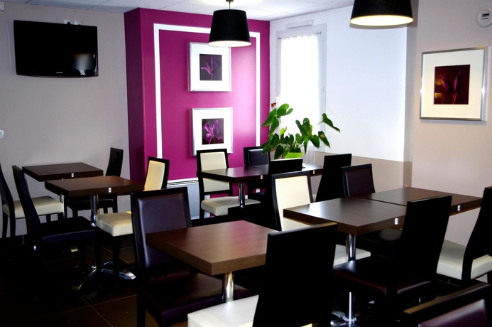 Imagen del bar/restaurante del Hotel Kyriad Quimper Sud. Foto 5