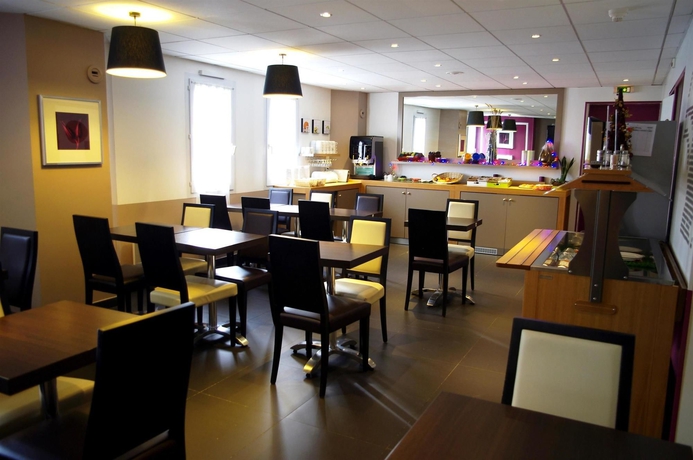 Imagen del bar/restaurante del Hotel Kyriad Quimper Sud. Foto 6