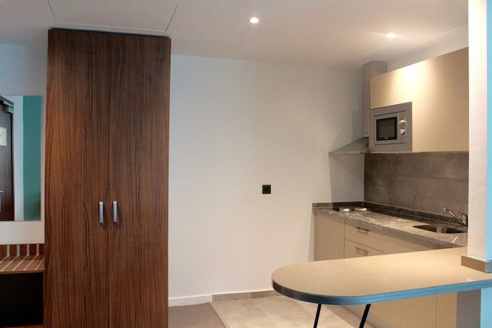 Imagen de la habitación del Hotel Kyriad Résidence Casablanca Centre Ville. Foto 14