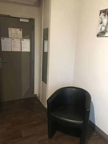 Imagen de la habitación del Hotel Kyriad Rodez. Foto 9