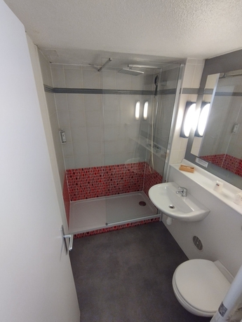 Imagen de la habitación del Hotel Kyriad Rouen Sud - Oissel. Foto 10