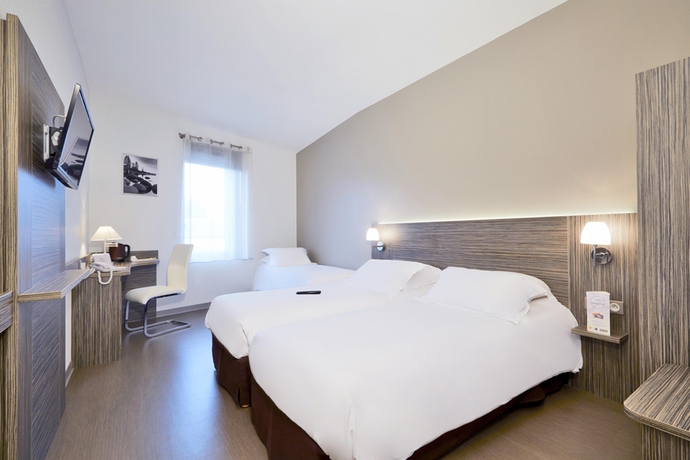 Imagen de la habitación del Hotel Kyriad Saint Chely D'apcher - Aire De La Loz&egrave;re. Foto 7