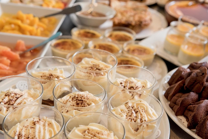 Imagen del bar/restaurante del Hotel Kyriad Saint Etienne Centre. Foto 9